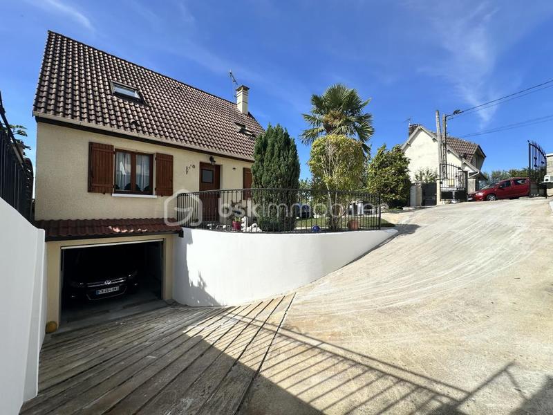 Pavillon - 110 m² - 5 pièces