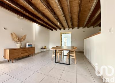 Maison - 206 m² - 8 pièces