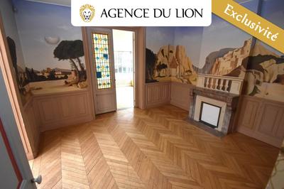 Appartement - 161 m² - 6 pièces