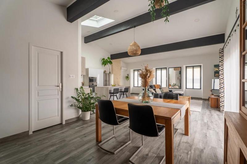 Maison - 146 m² - 6 pièces