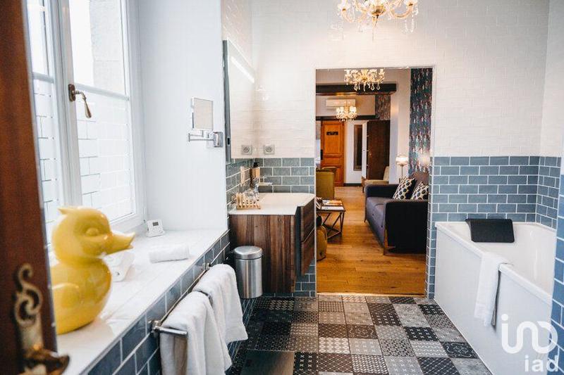 Local commercial - 1 200 m²