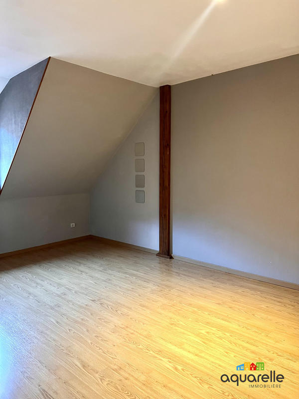 Maison - 168 m² - 7 pièces