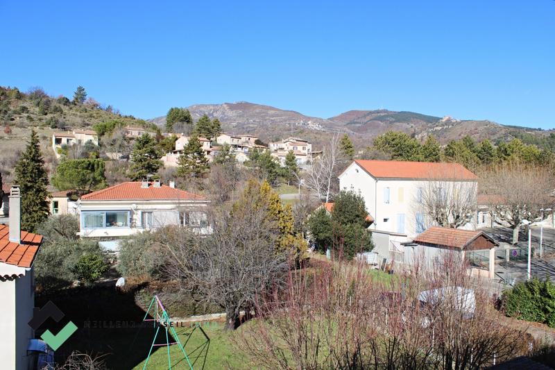 Appartement - 93 m² - 4 pièces