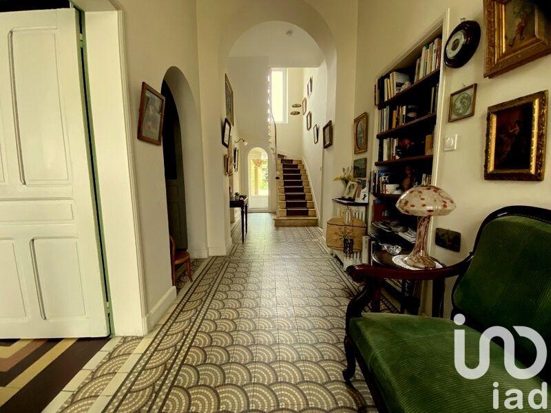 Maison de ville - 254 m² - 10 pièces