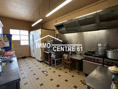 Maison - 490 m² - 14 pièces