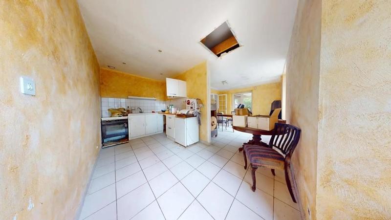 Propriété - 375 m² - 18 pièces