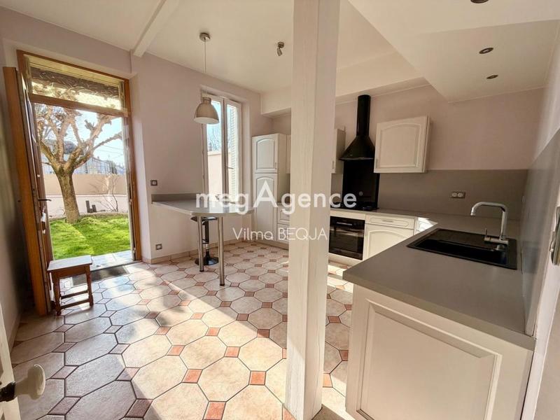 Maison - 145 m² - 7 pièces