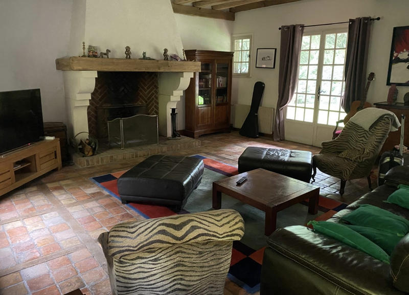 Propriété - 233 m² - 6 pièces