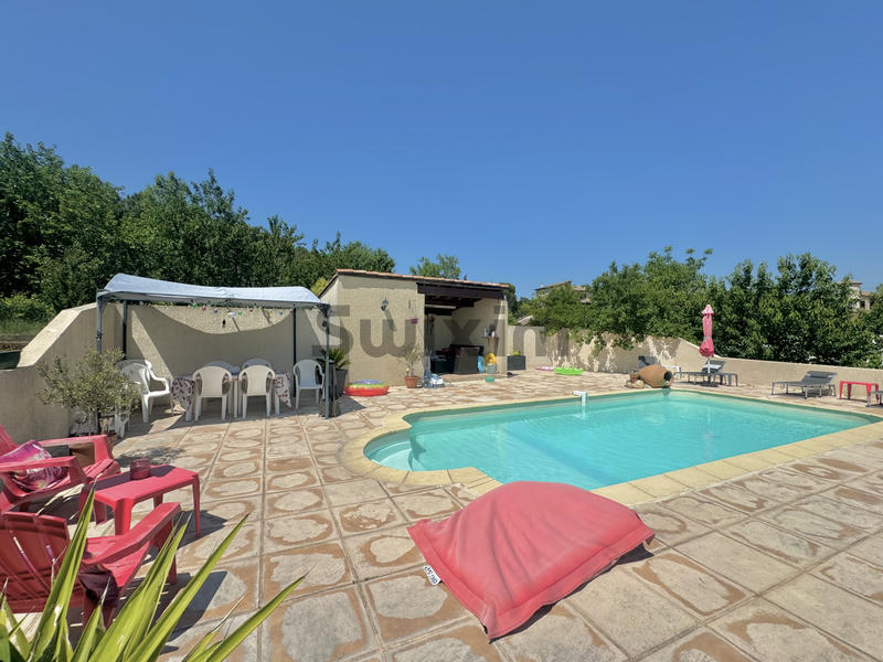 Villa - 100 m² - 5 pièces