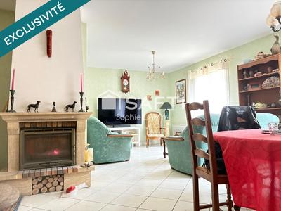 Maison - 104 m² - 4 pièces