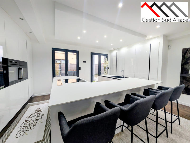 Villa - 236 m² - 7 pièces