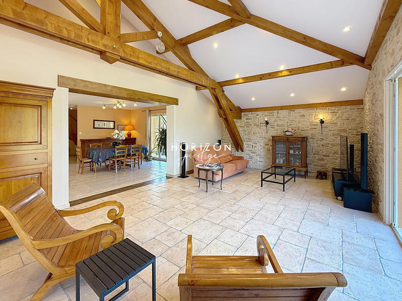 Bastide - 230 m² - 7 pièces