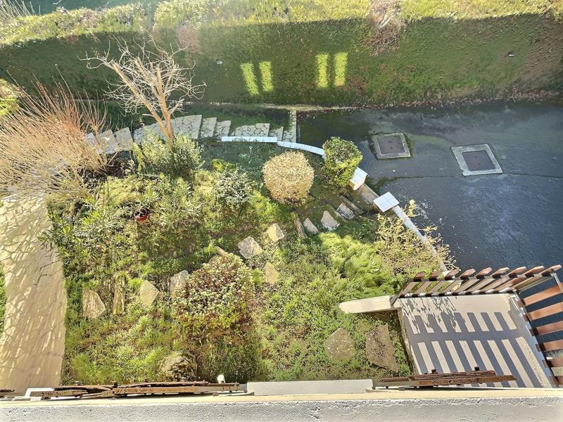 Maison - 182 m² - 8 pièces