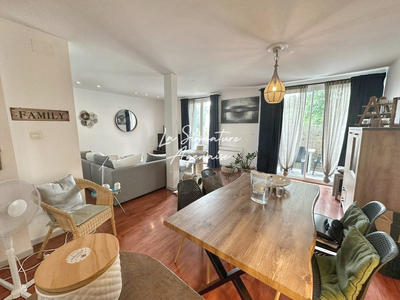 Appartement - 85 m² - 3 pièces