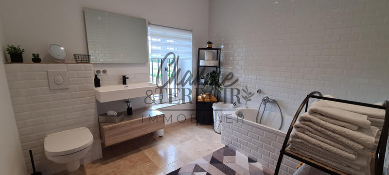 Mas - 192 m² - 7 pièces