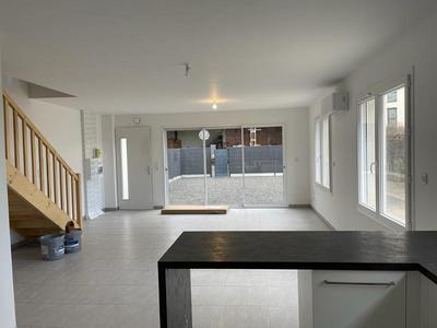 Maison - 94 m² - 4 pièces