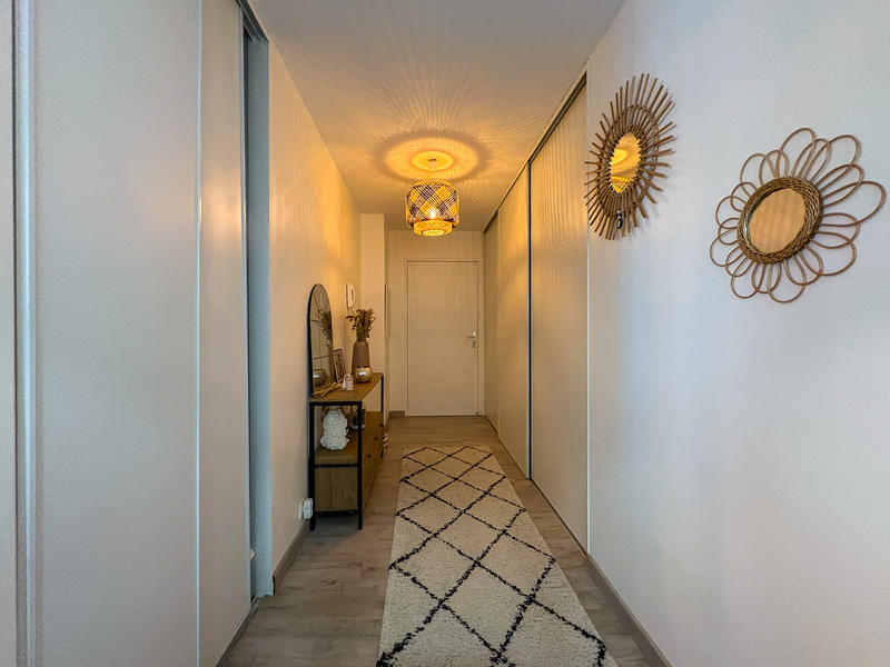 Appartement - 77 m² - 3 pièces