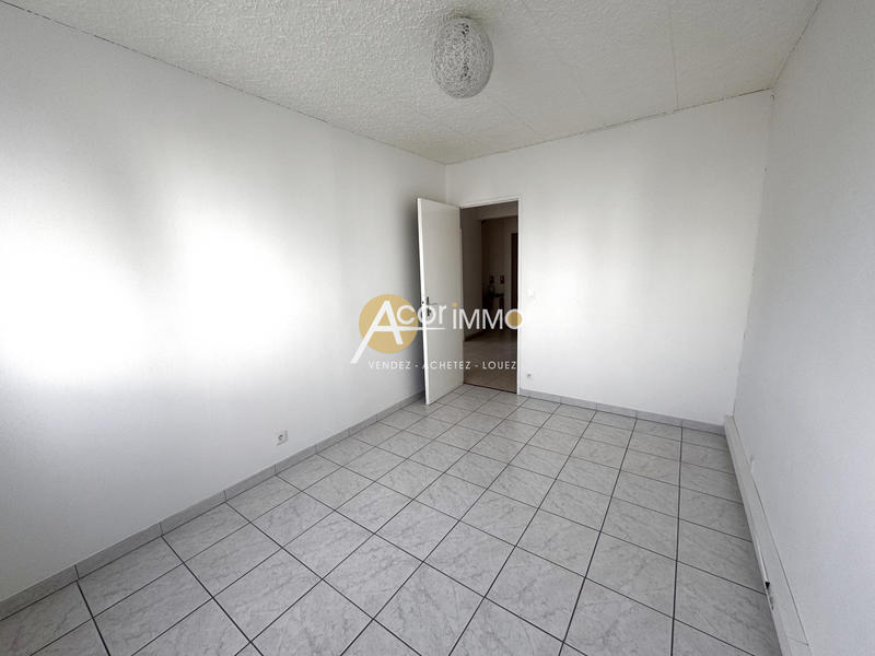 Appartement - 76 m² - 3 pièces