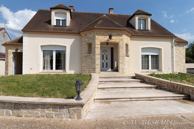 Maison - 155 m² - 6 pièces