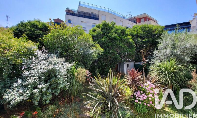 Appartement - 82 m² - 3 pièces