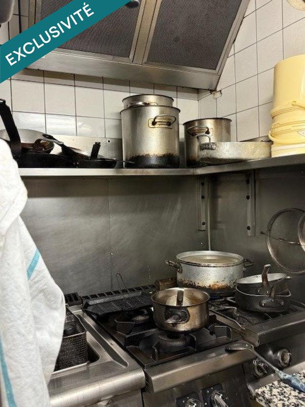 Local commercial - 120 m² - 4 pièces