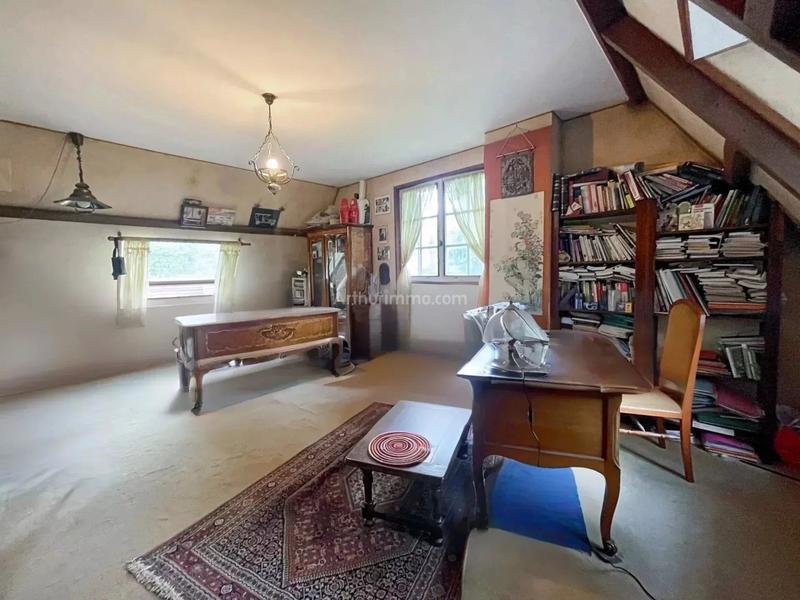 Maison - 200 m² - 8 pièces