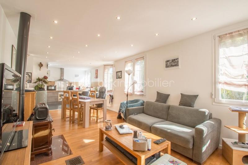 Maison - 120 m² - 6 pièces