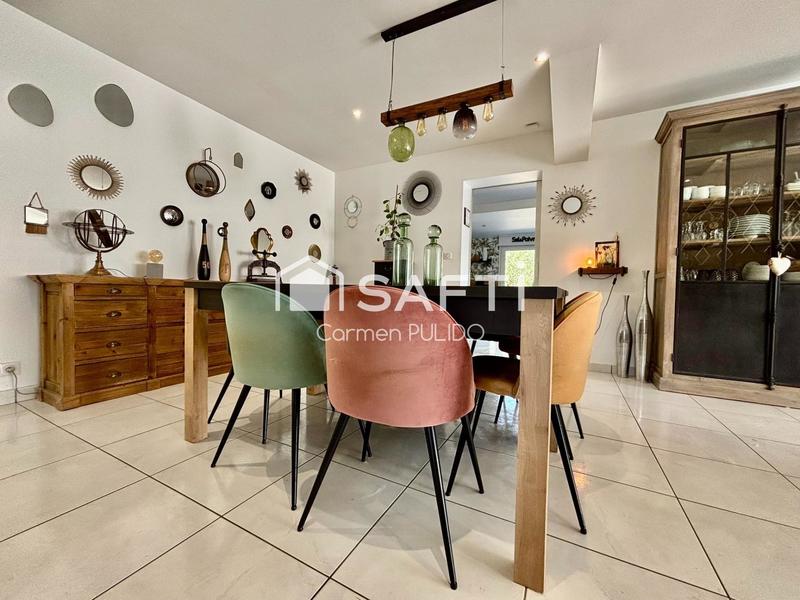 Maison - 260 m² - 7 pièces