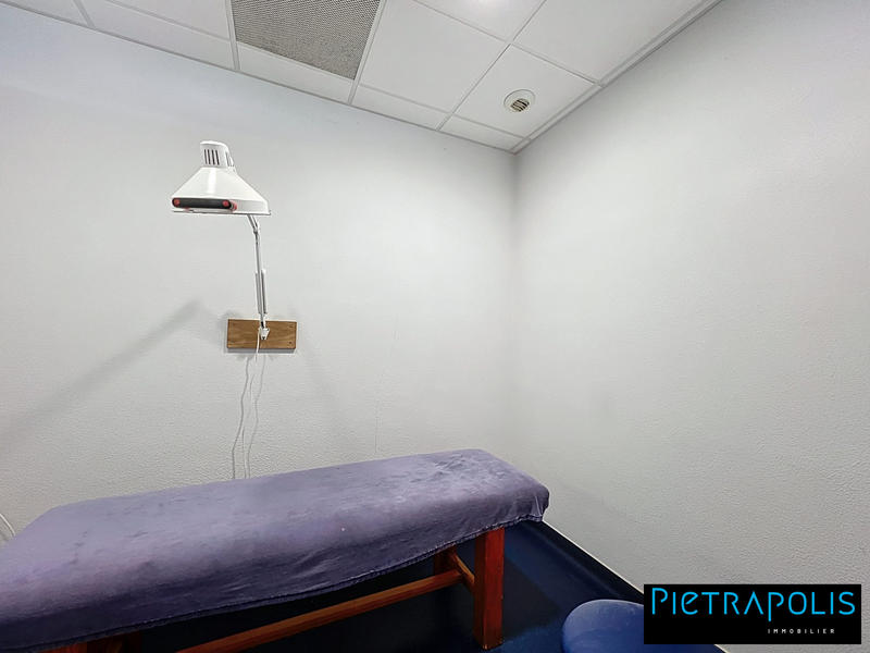 Maison - 234 m² - 6 pièces