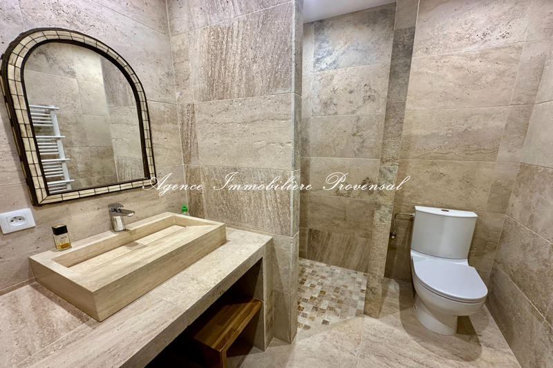 Appartement - 67 m² - 2 pièces