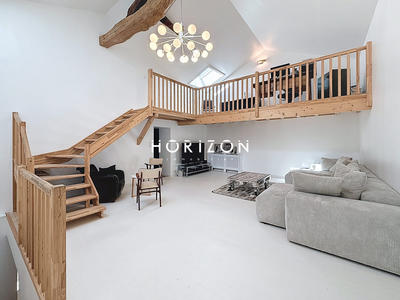 Maison ancienne - 220 m² - 8 pièces