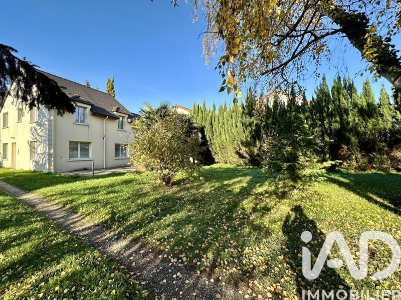 Maison - 163 m² - 6 pièces