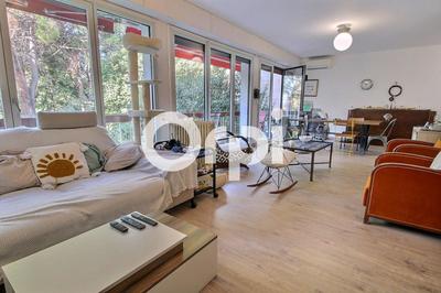 Appartement - 99 m² - 3 pièces