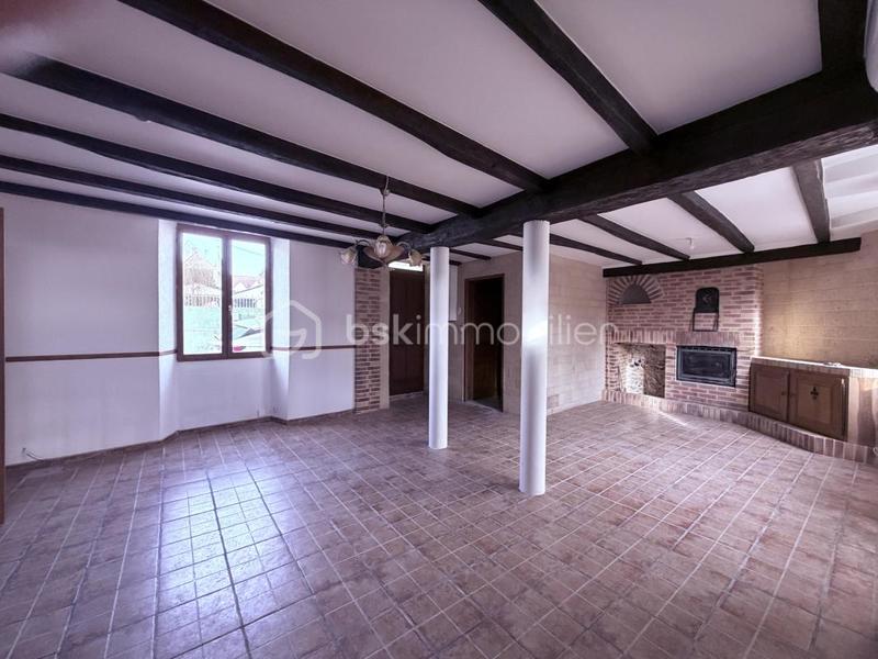 Maison - 205 m² - 7 pièces