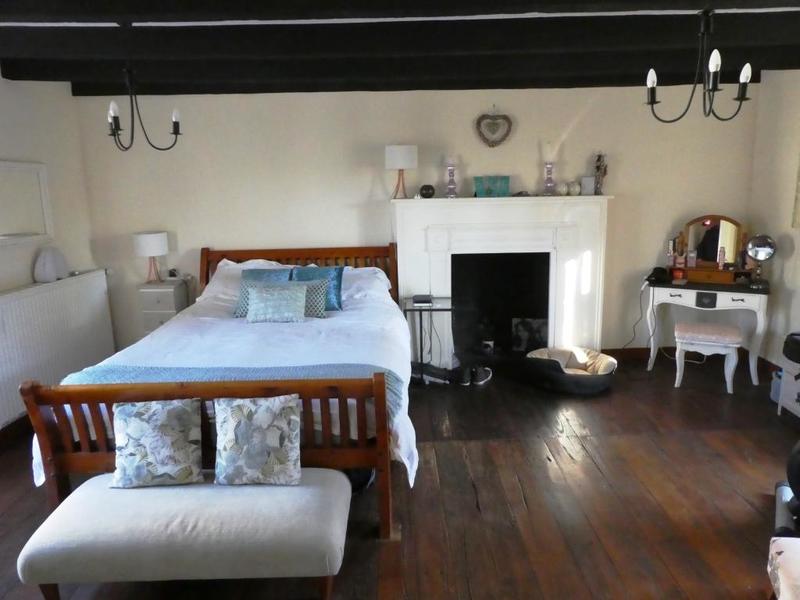 Maison en pierre - 155 m² - 5 pièces