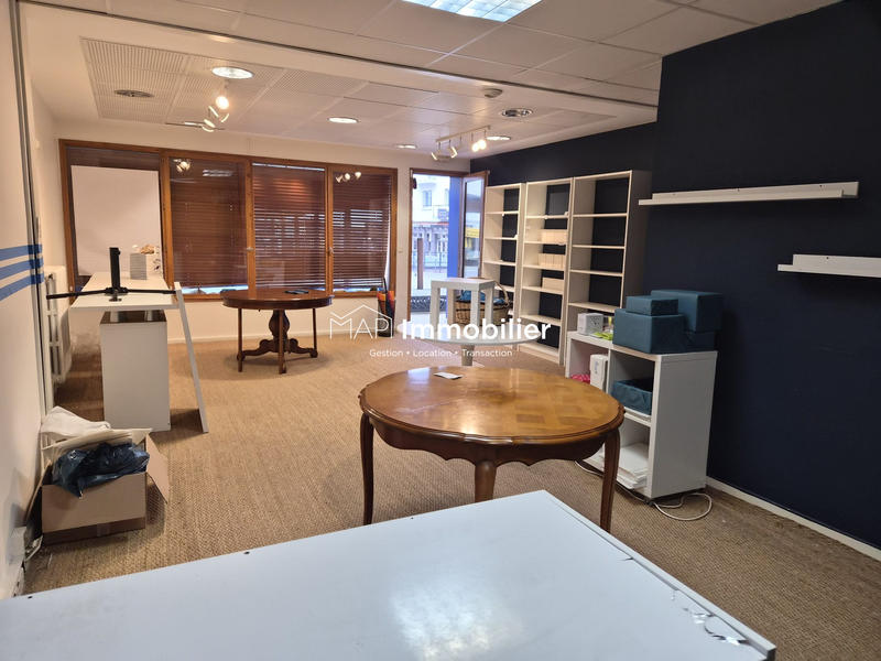 Local commercial - 38 m² - 1 pièce