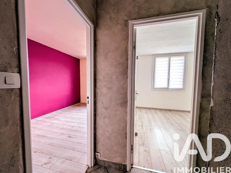 Appartement - 80 m² - 5 pièces