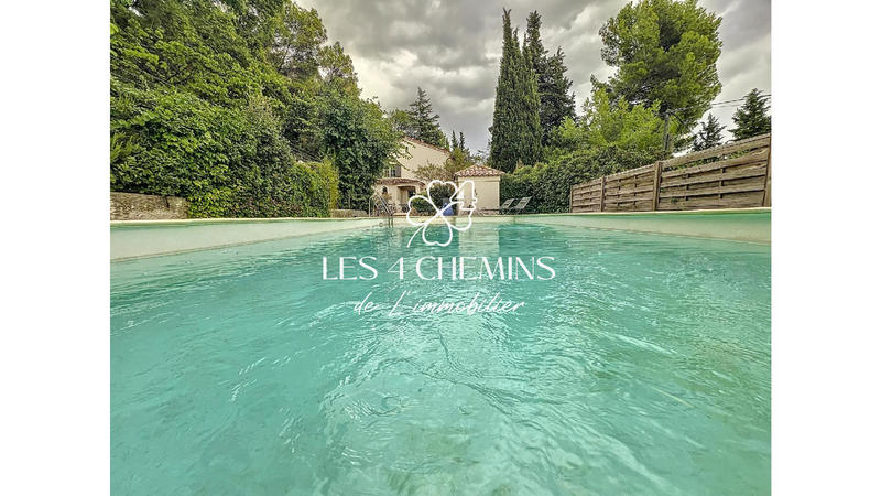 Maison - 185 m² - 7 pièces