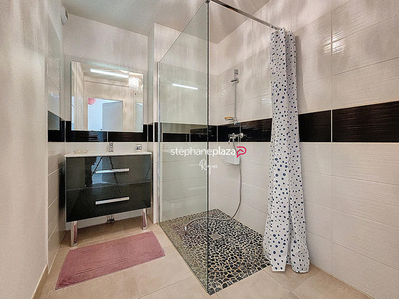 Appartement - 74 m² - 3 pièces