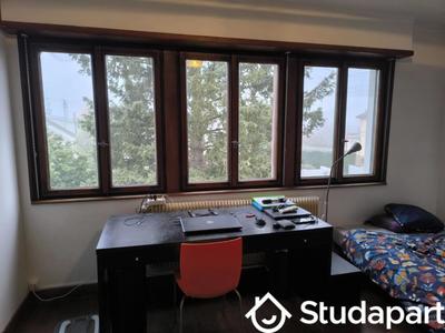 Chambre - 17 m² - 1 pièce