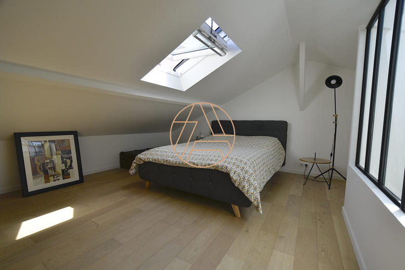 Appartement - 99 m² - 5 pièces