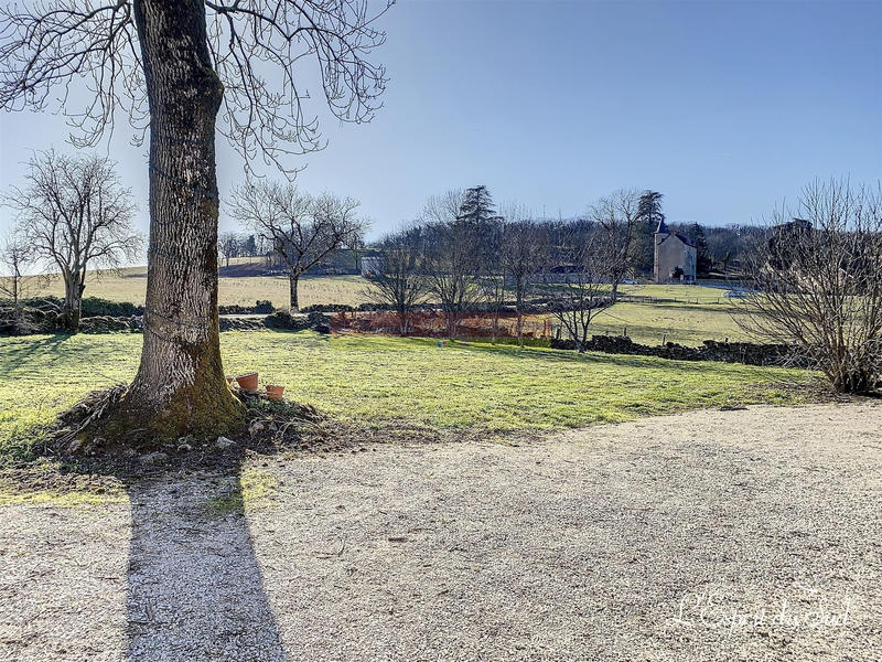 Maison traditionnelle - 216 m² - 8 pièces