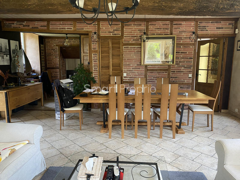 Maison - 187 m² - 8 pièces