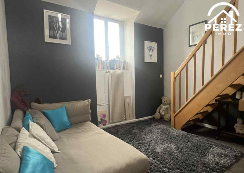 Maison - 290 m² - 10 pièces