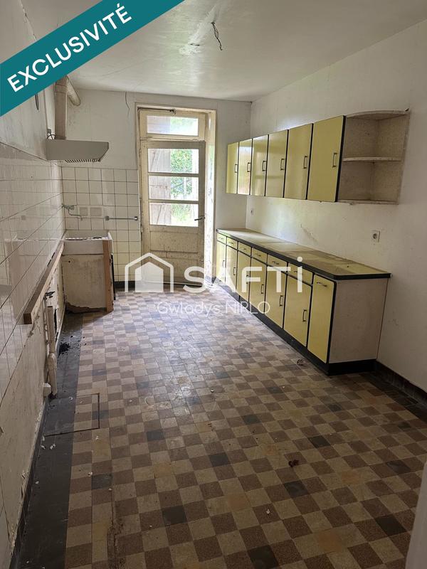 Maison de ville - 230 m² - 13 pièces