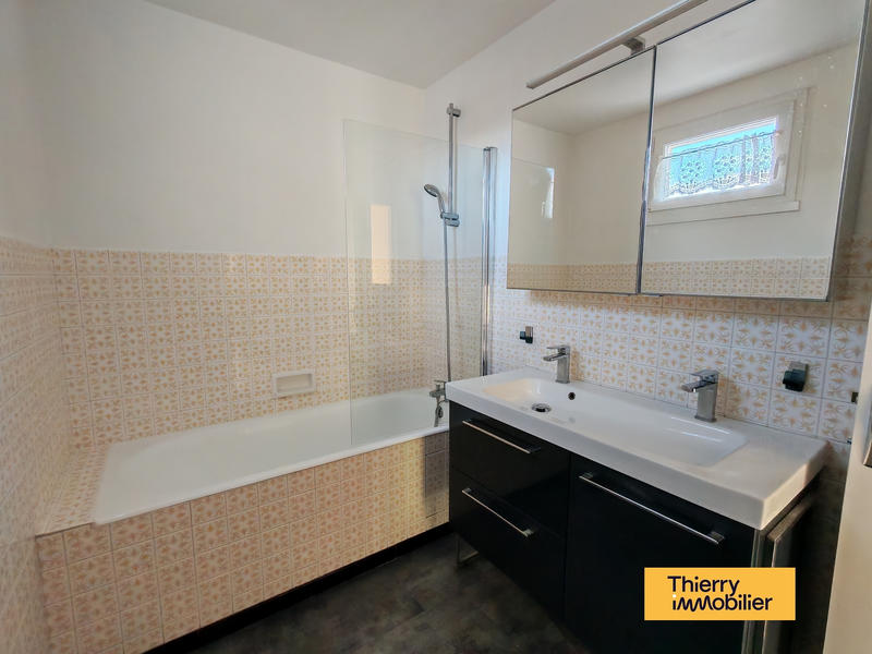 Appartement - 117 m² - 5 pièces