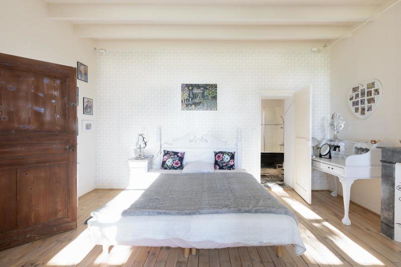 Maison - 450 m² - 12 pièces