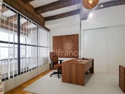 Appartement - 111 m² - 6 pièces