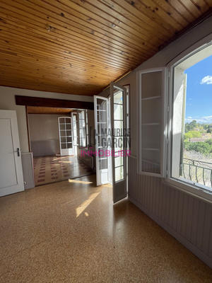 Appartement - 85 m² - 3 pièces