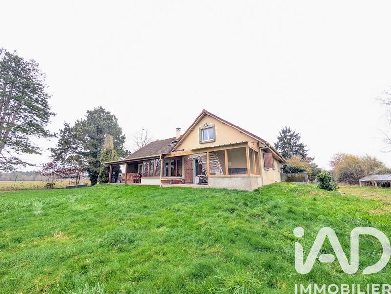 Maison - 212 m² - 7 pièces